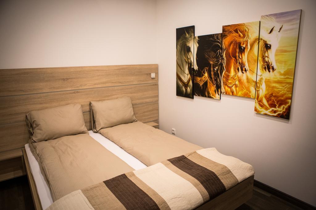 Relax Apartmanház Mórahalom Kültér fotó